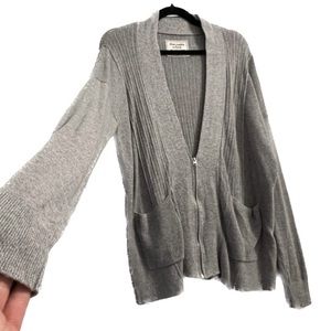 Abercrombie & Fitch Oversized Boyfriend Cardigan V-Neck Sweater Grey Size Medium